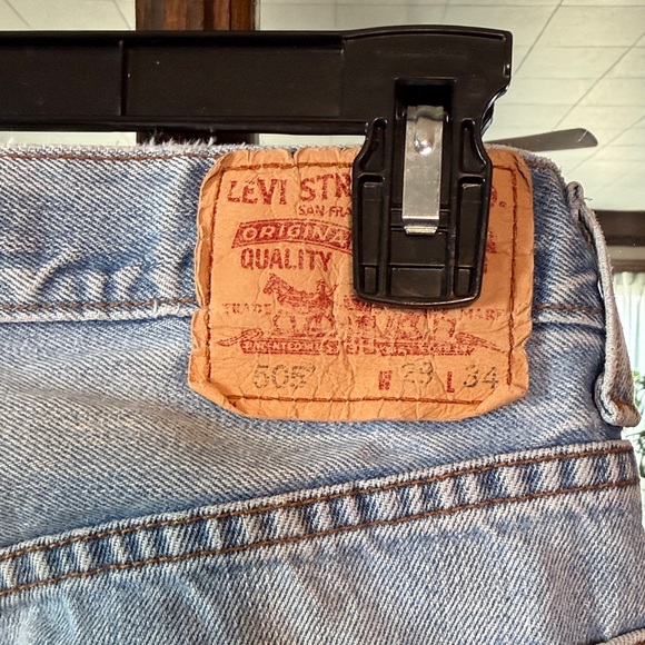 Levis 505 Regular Fit Light Wash Straight Leg Jeans W29 L34 Blue Cotton - Picture 4 of 5